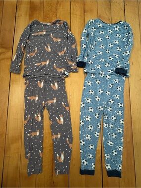 {Sweet Bamboo}Kids Two-Piece Long-Sleeved Pajama Sets - Gray Fox & Blue Soccer